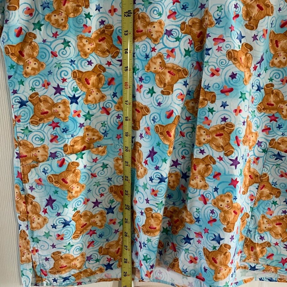 Teddy bear boo boo scrub top - Picture 4 of 5